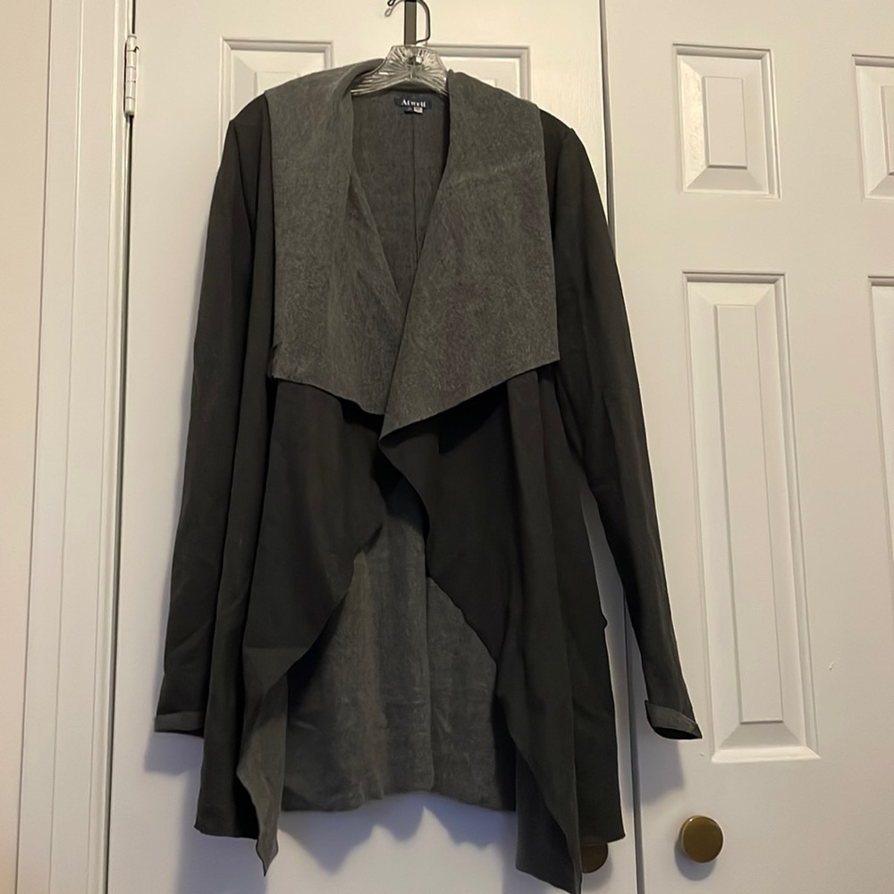 Atwell Drapey Fleece Wrap